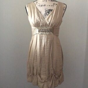 Chic Cream Mini Dress with Band Detail